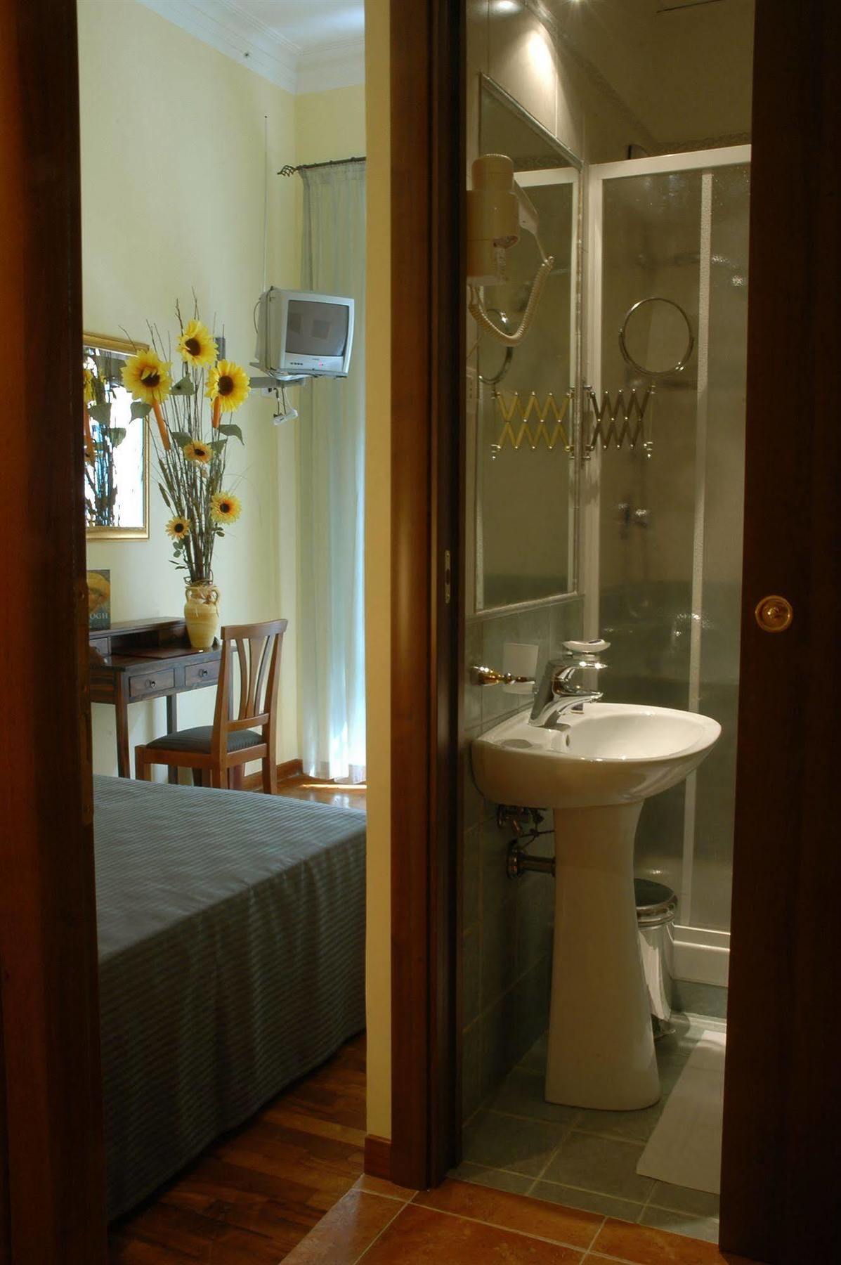 Tamara'S Suites Рим Екстериор снимка